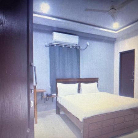 Hotel O Sri Vani Co- Live & Suites Kondapur  Экстерьер фото