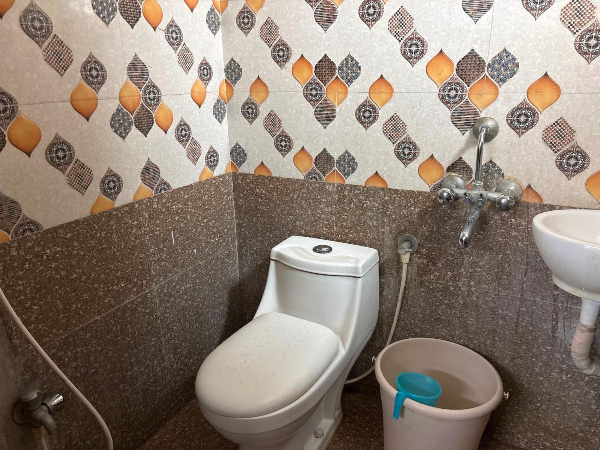 Hotel O Sri Vani Co- Live & Suites Kondapur  Экстерьер фото