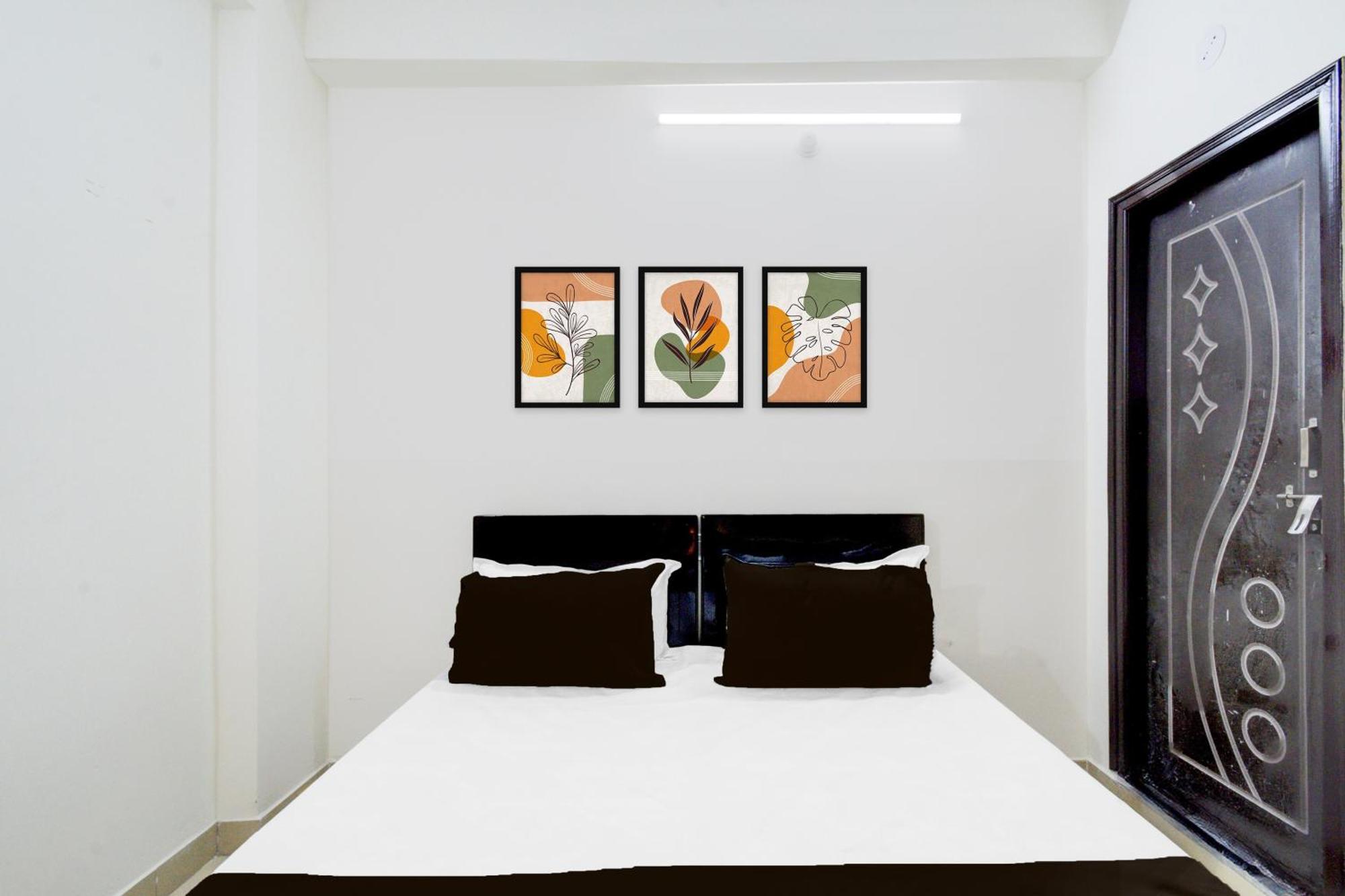 Hotel O Sri Vani Co- Live & Suites Kondapur  Экстерьер фото