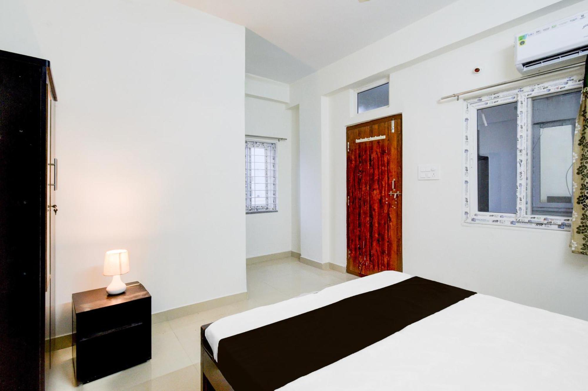 Hotel O Sri Vani Co- Live & Suites Kondapur  Экстерьер фото