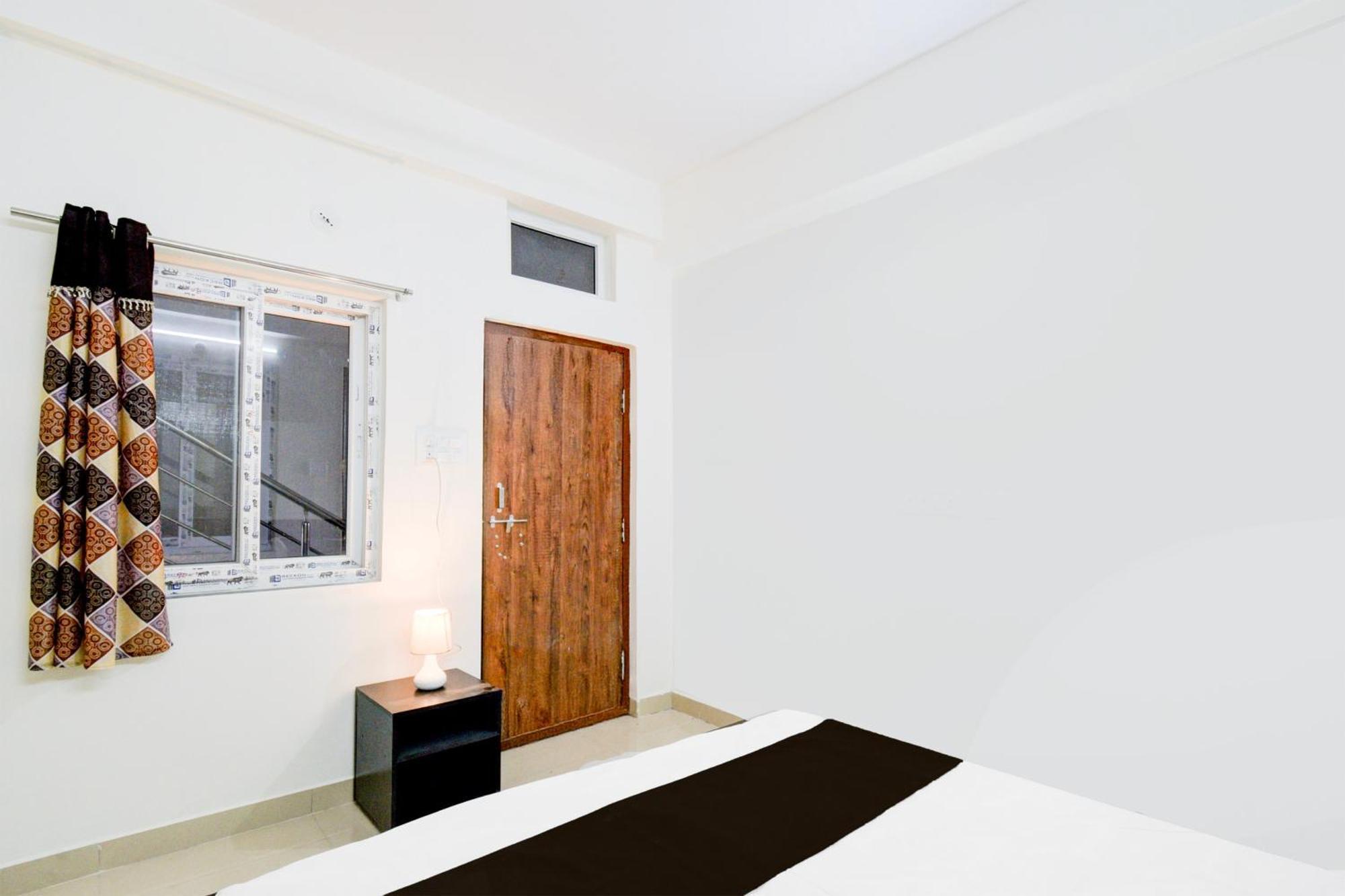 Hotel O Sri Vani Co- Live & Suites Kondapur  Экстерьер фото