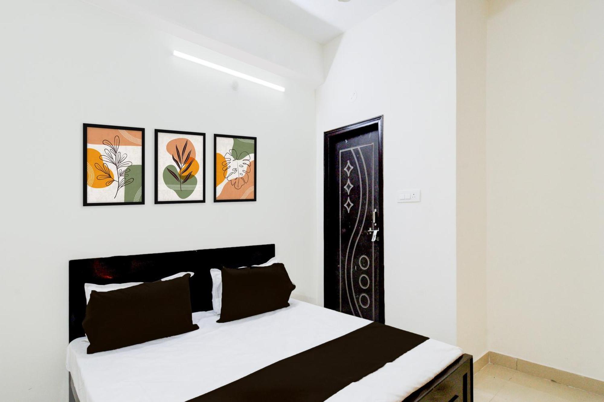 Hotel O Sri Vani Co- Live & Suites Kondapur  Экстерьер фото
